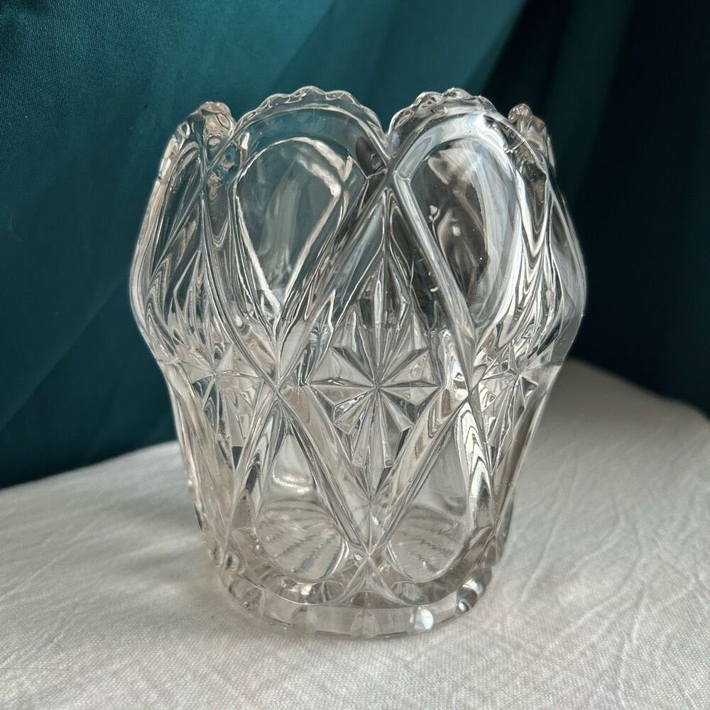 Antique Celery Vase Dalzell, Gilmore and Leighton Glass Arkansas Big Diamond No
